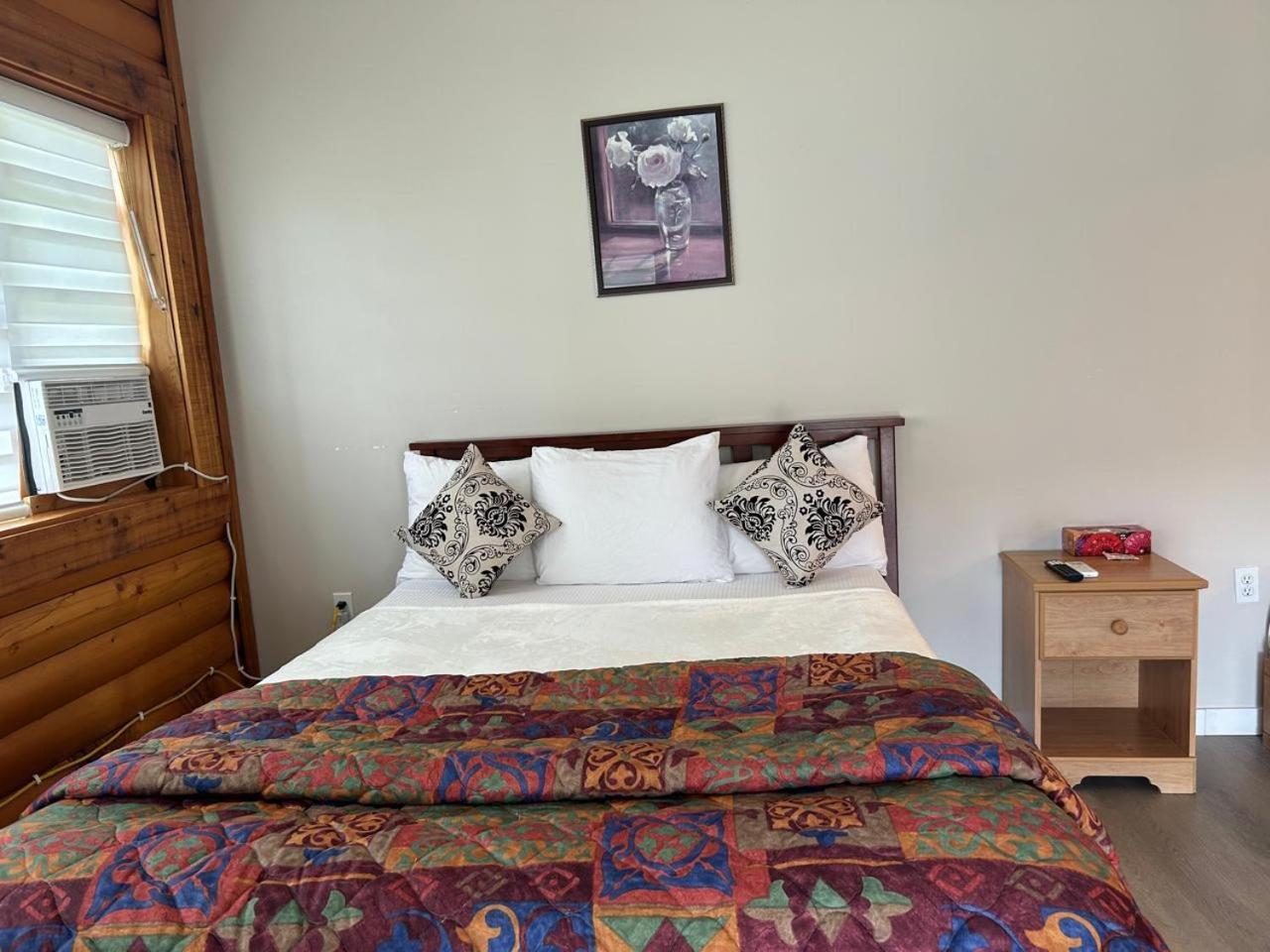 Jade Mountain Motel Chase Eksteriør bilde