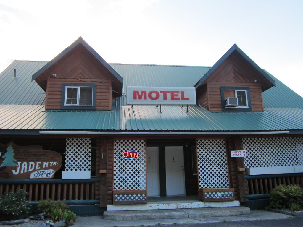 Jade Mountain Motel Chase Eksteriør bilde